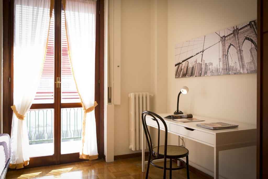 Fiera Monterosa 11 Apartment Мілан Номер фото