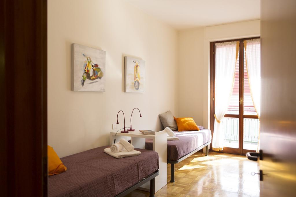 Fiera Monterosa 11 Apartment Мілан Номер фото